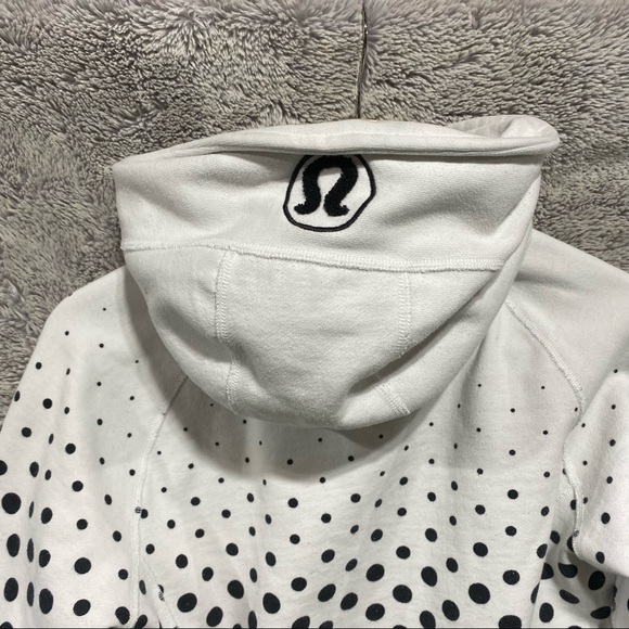 Lululemon Scuba Jacket - Picture 3 of 8